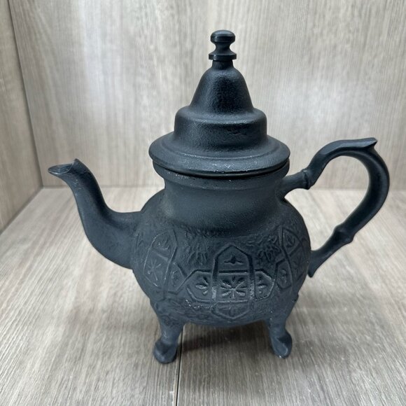Vintage Ornate Cast Iron Moroccan Teapot w/ Lid Textured Matte Black - Picture 2 of 11